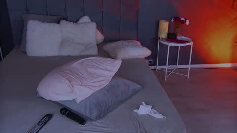 shayblonde online show from 01.04.25