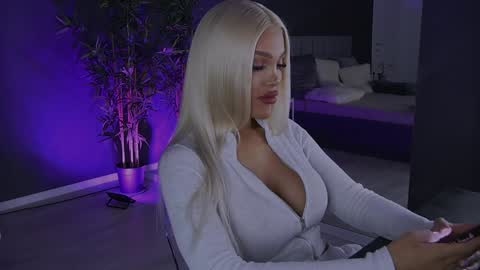 shayblonde online show from 01.11.25