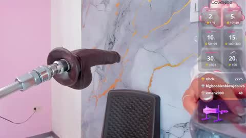 Shayra online show from 10.25.25