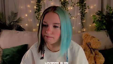 Anika online show from 10.01.25