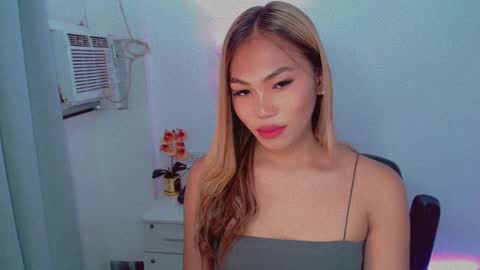 Snapshot of shealana69 chatting on 12.28.24 MY IG Shealana69 online show from 12.28.24