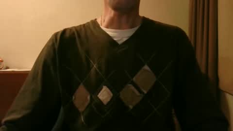 Snapshot of shedevr02 chatting on 09.19.25 Roger online show from 09.19.25