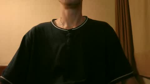 Snapshot of shedevr02 chatting on 10.19.25 Roger online show from 10.19.25