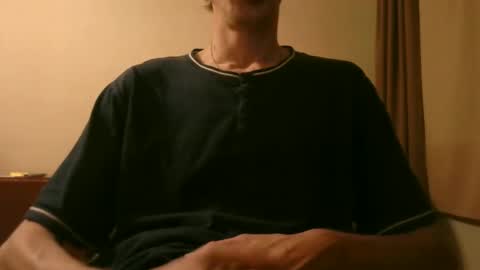 Snapshot of shedevr02 chatting on 12.20.25 Roger online show from 12.20.25