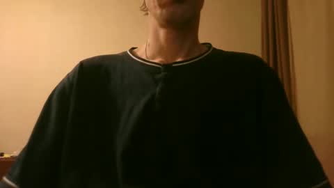 Snapshot of shedevr02 chatting on 12.22.25 Roger online show from 12.22.25