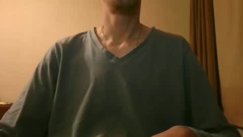 Snapshot of shedevr02 chatting on 01.11.26 Roger online show from 01.11.26