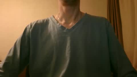 Snapshot of shedevr02 chatting on 02.01.26 Roger online show from 02.01.26