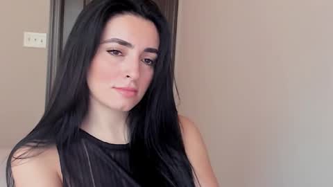 Snapshot of sheisallthat chatting on 09.30.25 sheisallthat online show from 09.30.25