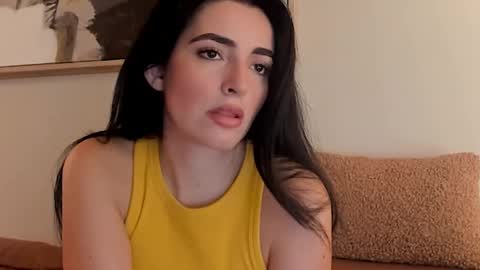 Snapshot of sheisallthat chatting on 10.04.25 sheisallthat online show from 10.04.25