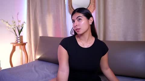 Snapshot of shelleymorell chatting on 09.29.25 Transmission schedule Monday - Friday 715 am to 200 pm time Colombia online show from 09.29.25