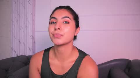 Snapshot of shelleymorell chatting on 10.09.25 Transmission schedule Monday - Friday 715 am to 200 pm time Colombia online show from 10.09.25