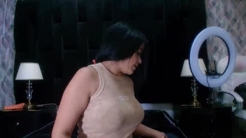 Snapshot of shelsy_loreds chatting on 01.17.25 Shelsy online show from 01.17.25