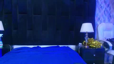 Snapshot of shelsy_loreds chatting on 02.12.25 Shelsy online show from 02.12.25