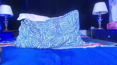 Snapshot of shelsy_loreds chatting on 02.13.25 Shelsy online show from 02.13.25