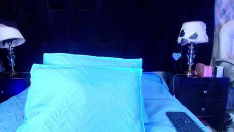 Snapshot of shelsy_loreds chatting on 02.18.25 Shelsy online show from 02.18.25