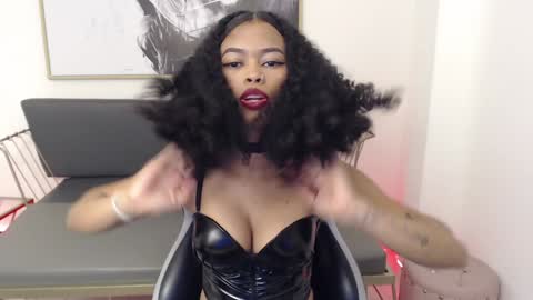 Shenna online show from 12.09.24