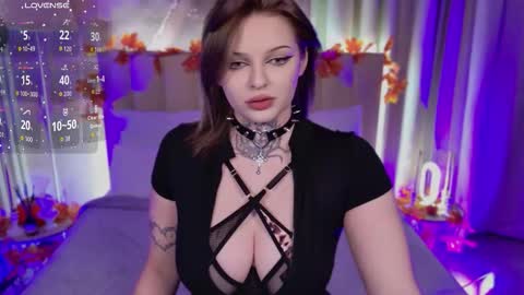 Snapshot of sherri_martinez chatting on 10.15.25 sherri_martinez online show from 10.15.25