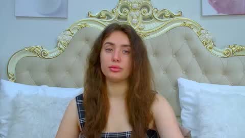 Snapshot of sherrybaers chatting on 09.23.25 Sherry online show from 09.23.25