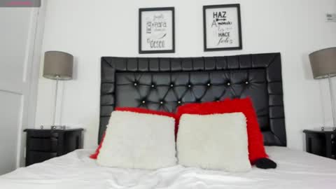 Snapshot of sheryl0720 chatting on 10.09.25 Isabella online show from 10.09.25