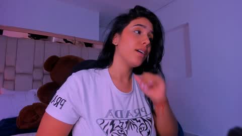 Sheyla Bakerr  online show from 01.03.25