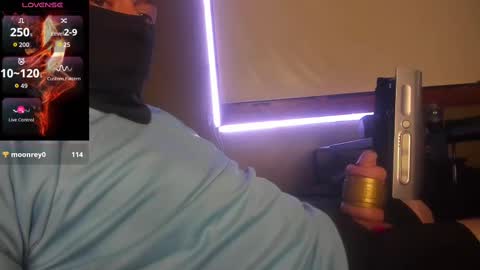 Snapshot of shibashamu chatting on 09.10.25 Daddy online show from 09.10.25