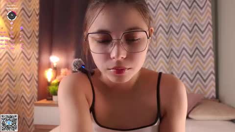 Iris online show from 10.12.25