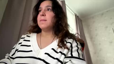 Luisa online show from 09.23.25