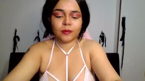 Snapshot of shineex chatting on 02.26.25 Shinee online show from 02.26.25