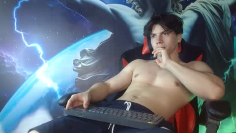 Snapshot of shinobi_grey chatting on 01.27.25  .. shinobi .. online show from 01.27.25