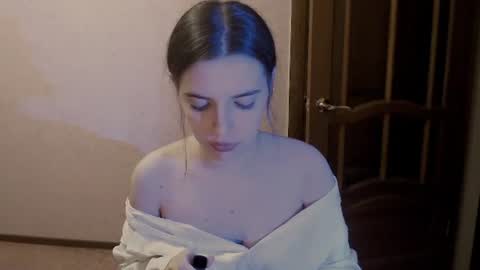 Snapshot of shiraha___rafieru chatting on 09.10.25 shiraha___rafieru online show from 09.10.25