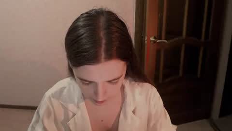 Snapshot of shiraha___rafieru chatting on 09.24.25 shiraha___rafieru online show from 09.24.25