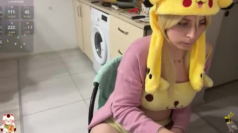 Im Lilu Rosenblum  Guys I have   ----Ill be glad to see you there online show from 12.13.25