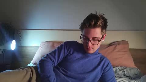 Snapshot of shirizo chatting on 01.14.26 Matthew online show from 01.14.26