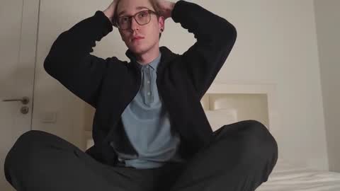 Snapshot of shirizo chatting on 03.01.26 Matthew online show from 03.01.26