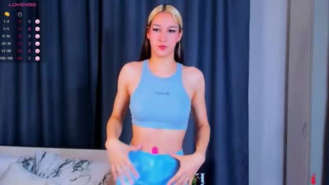 Jennifer online show from 09.10.25