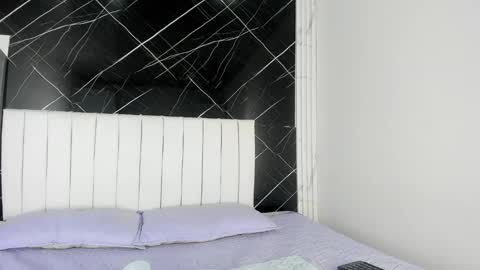 Snapshot of shirleyhott chatting on 10.01.25 shirleyhott online show from 10.01.25