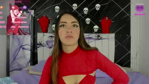 Snapshot of shirleyhott chatting on 10.25.25 shirleyhott online show from 10.25.25