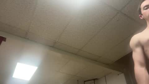 shirtlesshunk15 online show from 03.18.26