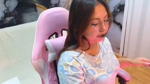 Shizuka online show from 11.27.25