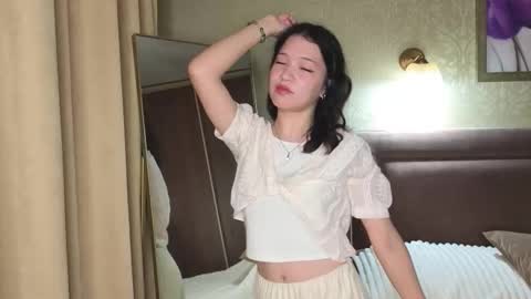 Snapshot of shondrasitto chatting on 11.03.25 Lana online show from 11.03.25