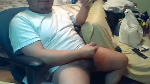 Snapshot of shortmex24br chatting on 01.04.25 Jose R online show from 01.04.25