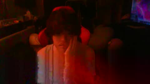 Snapshot of shrubbiedubdub chatting on 10.16.25 Shrubbiedubdub online show from 10.16.25