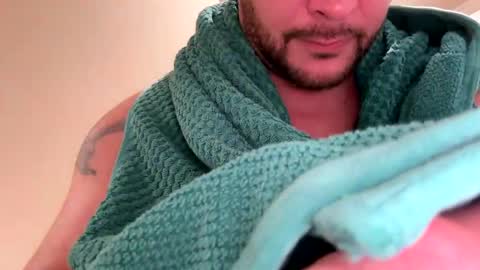 YeahBoi420 online show from 09.30.25