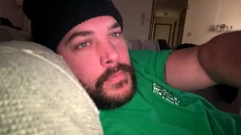 YeahBoi420 online show from 11.04.25