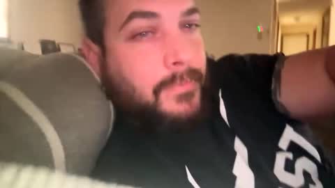 YeahBoi420 online show from 12.17.25