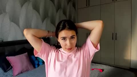 Mika online show from 09.26.25