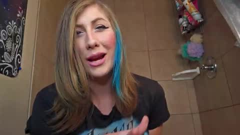 Snapshot of shy_college_girl chatting on 01.08.26 Aurora Wolfe Shy College Girl Top 16 of all OF Creators online show from 01.08.26