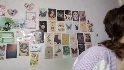 Snapshot of shy_kiss_twinkle_bloop chatting on 10.02.25 Milena online show from 10.02.25