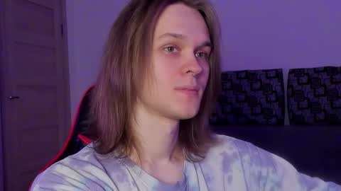 Mark online show from 10.10.25