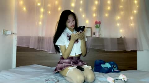 Snapshot of shy_pink_doll chatting on 06.08.26 shy_pink_doll online show from 06.08.26